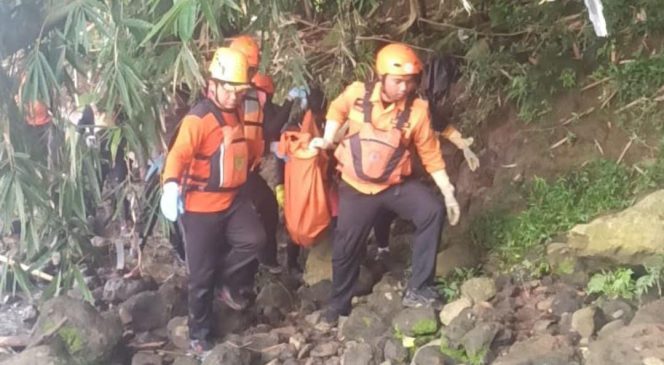 
					Bocah 4 Tahun yang Hanyut di Ciomas Akhirnya Ditemukan di Ciseeng dengan Kondisi Meninggal Dunia