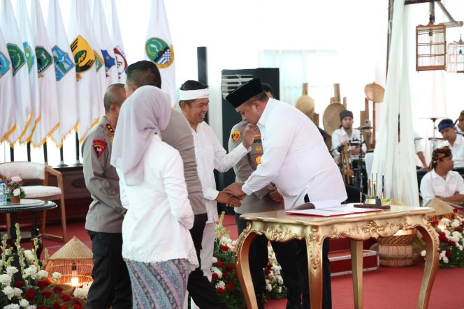 
					Lawan Premanisme, Bupati Rudy Susmanto Dukung Penuh Kerjasama Pemprov, Polda Jabar dan Metro Jaya