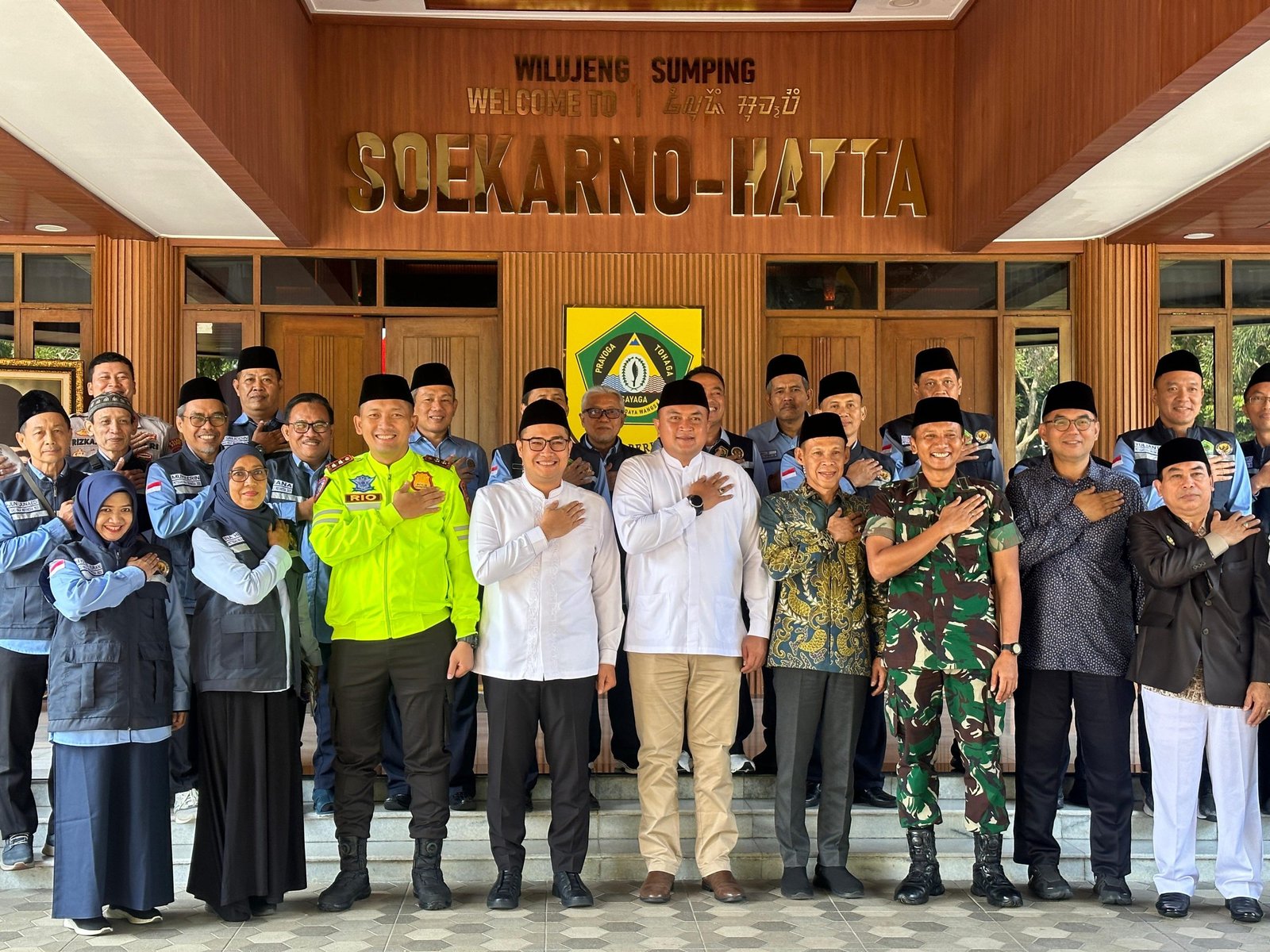 Jelang Keberangkatan, Bupati Bogor Silaturahmi Bersama Para Calon Jamaah Haji Kloter 2