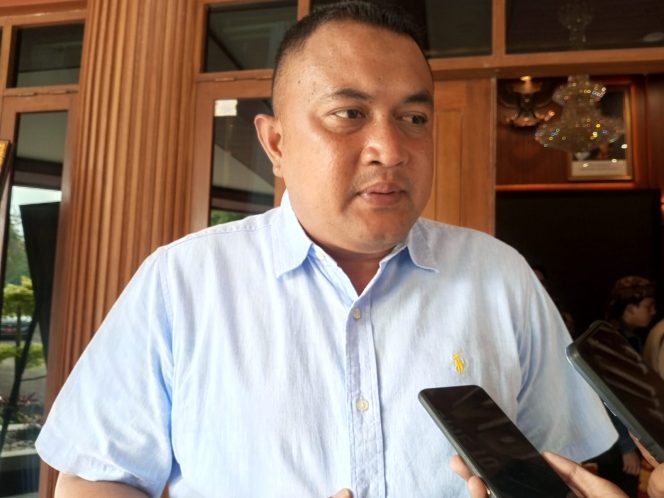 
					Bupati Rudy Susmanto Imbau Warga Jangan Panik Soal Covid-19: Sektor Ekonomi Harus Tetap Berjalan