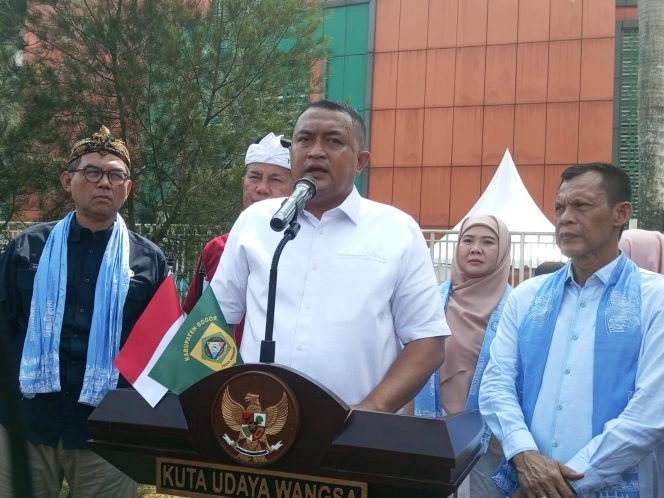 
					Momen HJB ke-543, Bupati Rudy Susmanto Gratiskan PBB