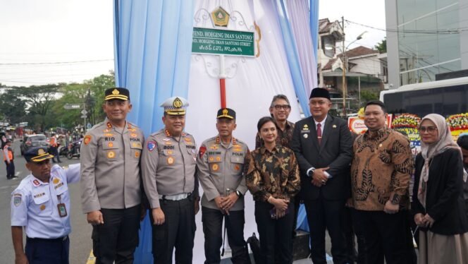 
					Diresmikan Kapolda Jabar, Ini Pelayanan yang Tersedia di Pos Hoegeng dan Soebianto