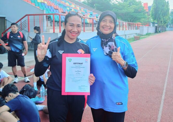 
					Lulus Predikat Terbaik World Athletics CECS Level 1 Coaches Course, Erna Toisuta Diapresiasi Ketua NPCI Kabupaten Bogor