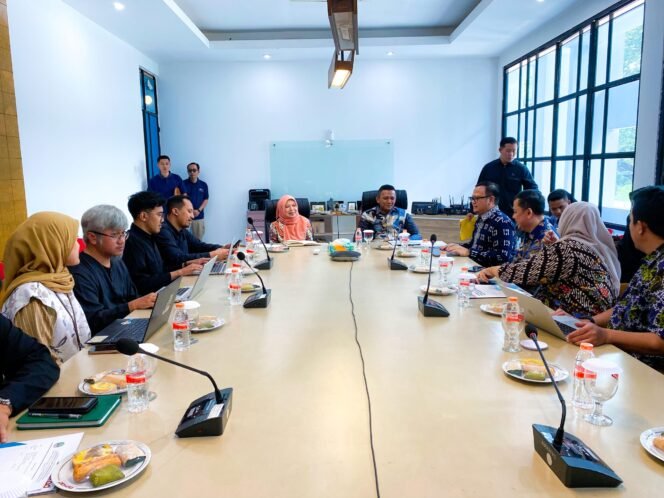 
					Bankeu Pemprov Jabar untuk Jalan Longsor dan Porprov 2026 di Kota Bogor Temui Titik Terang