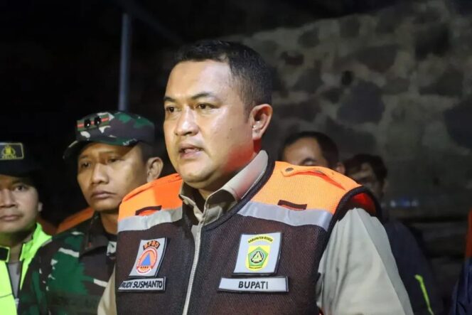 
					Bupati Bogor Turun Langsung ke Lokasi Banjir Megamendung dan Cisarua, Pastikan Penanganan Berjalan Cepat Tepat Sasaran