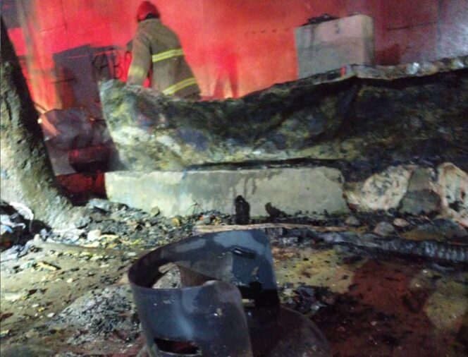 
					Gegara Gas Bocor, 4 Unit Kios di Pasar Cibinong Terbakar