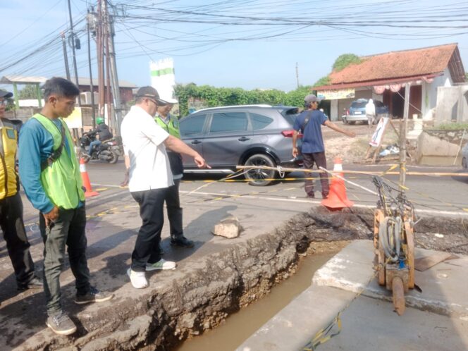 
					Tinjau Pembangunan Gorong-gorong di Cileungsi, Achmad Fathoni: Solusi Atasi Banjir