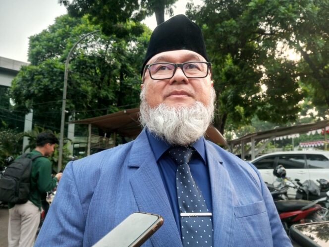 
					Belum Buahkan Hasil, BPBD Hentikan Pencarian Oden Sumantri Korban Longsor di Megamendung