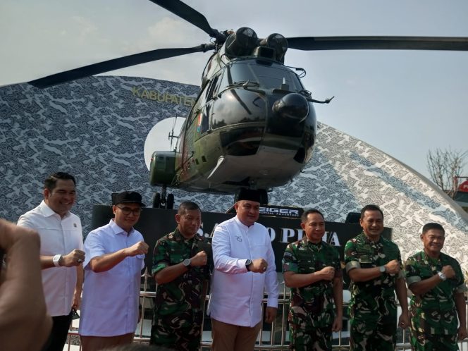 
Panglima TNI Ungkap Alasan Dibangunnya Monumen Helikopter Puma S.A-330 di Cibinong