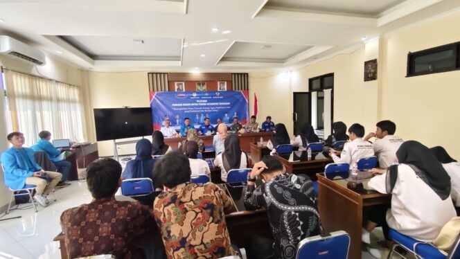 
					Gembleng Pemuda jadi Pemandu Wisata, KNPI Kabupaten Bogor Adakan Pelatihan