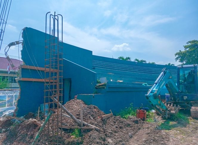 
					Bakal Disulap Seperti Markas Bali United, Revitalisasi Stadion Mini Cibinong Sudah Dimulai