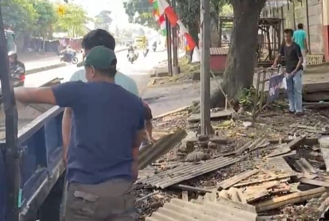 
					Bikin Kumuh, Pemdes Kemang Tertibkan Bangunan Liar