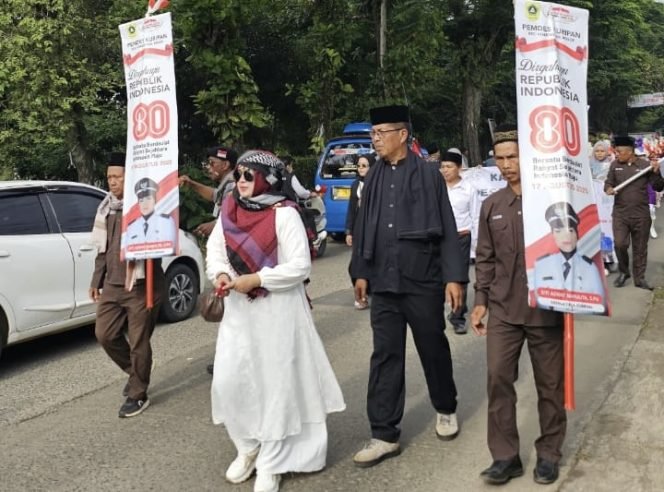 
					Kirab Merah Putih dan Semangat MTQ, Desa Kuripan Tampil Semarak