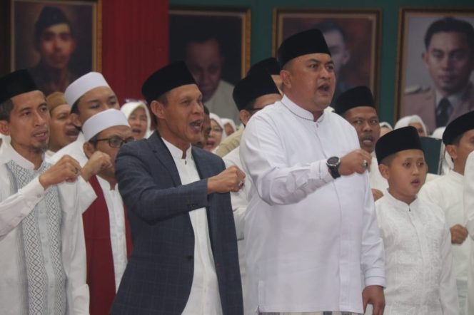 
					Bupati Rudy Susmanto dan Forkopimda Bersama Ulama Gelar Istighosah Kemerdekaan