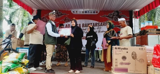 
					5.000 Warga Meriahkan Kirab Budaya Milad Desa Bantarsari ke-40
