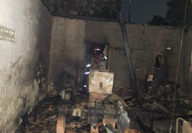 
					Gudang Kayu di Klapanunggal Terbakar Akibat Sisa Pembakaran Sekam