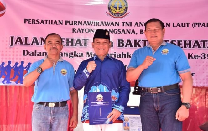 
					Ketua Umum PPAL Resmikan Sekretariat Rayon Ciangsana dan Kukuhkan Kades Udin sebagai Warga Kehormatan