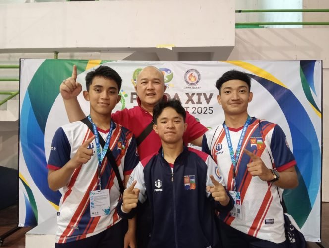 
					Atlet Karate Kota Bogor Torehkan Prestasi, Raih Emas KATA Beregu Putra