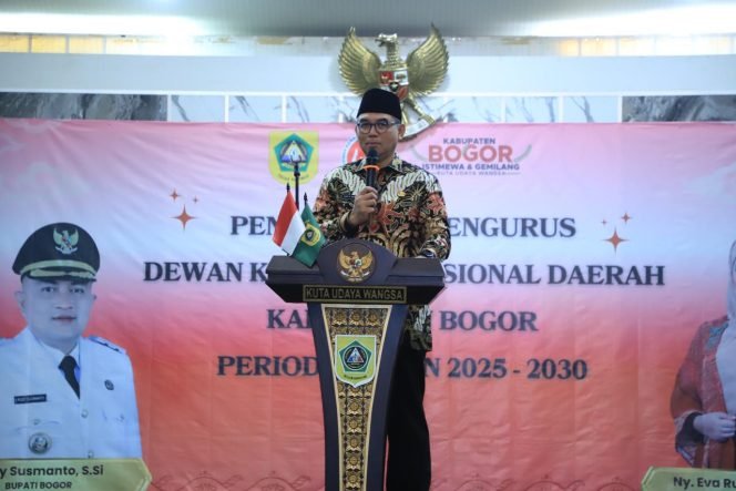 
					Jadi Pilar Penting Ekonomi Masyarakat, Sekda Ajat Minta Dekranasda Dorong UMKM Agar Naik Kelas