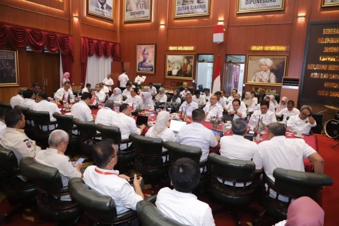 
					Bupati Rudy Susmanto Soroti Tantangan Fiskal 2026, Siapkan Langkah Antisipatif