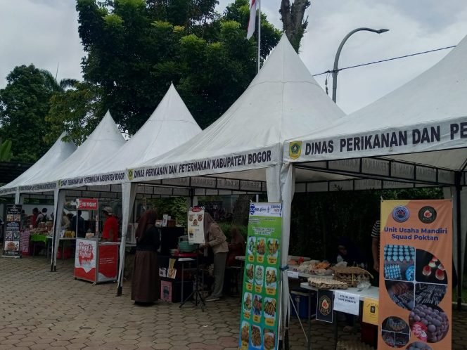 
					Gelar Bazar UMKM, ‎Diskanak Kabupaten Bogor Hadirkan Berbagai Olahan Peternakan dan Perikanan