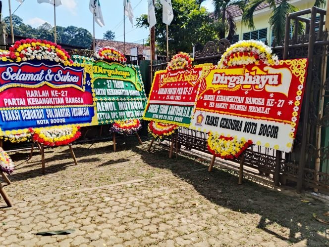 
					Rekomendasi Karangan Bunga Murah Meriah di Bogor, Harga Mulai Rp318 Ribu