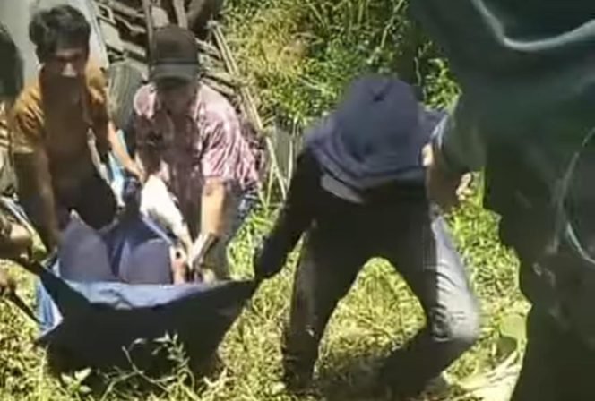 
					Elf Rombongan Keluarga dari Cibinong Alami Rem Blong di Lampung, 2 Orang Meninggal