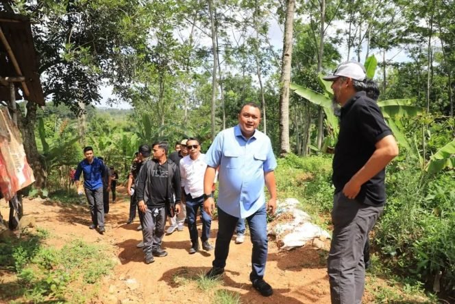 
					Tinjau Lokasi Pembangunan Hutan Kota di Desa Tajur, Bupati Rudy Susmanto Pastikan Perencanaan Berjalan Baik