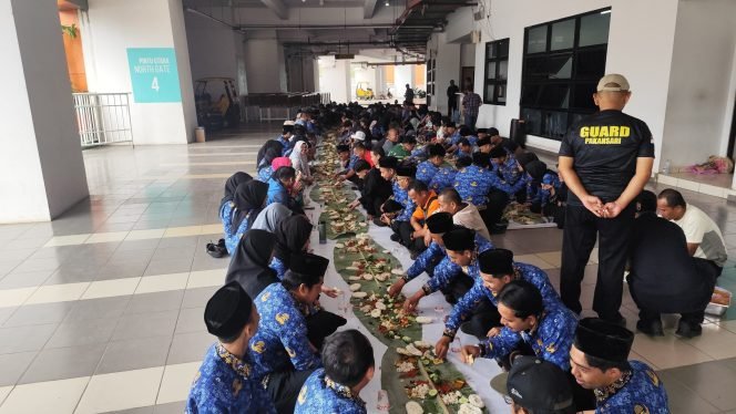 
					196 Pegawai Dispora Kabupaten Bogor Dilantik Jadi PPPK, Asnan Kadis Ajak Ngaliwet Bareng