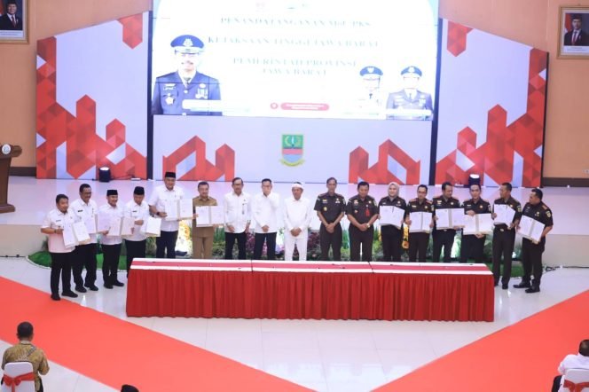 
					Bupati Bogor Rudy Susmanto Tandatangani PKS Penerapan Pidana Kerja Sosial di Jabar