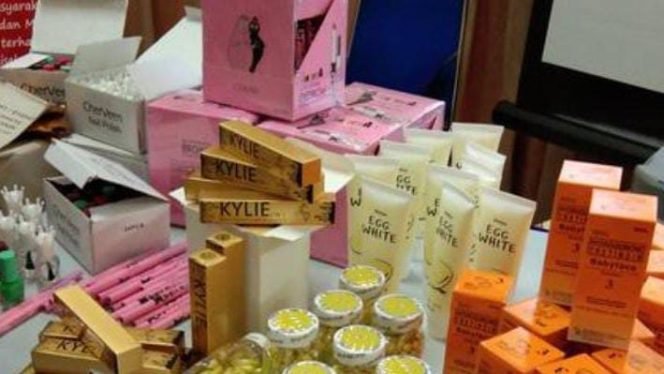 
					Produksi Kosmetik Palsu di Tamansari Sejak Januari, 4 Tersangka Diamankan