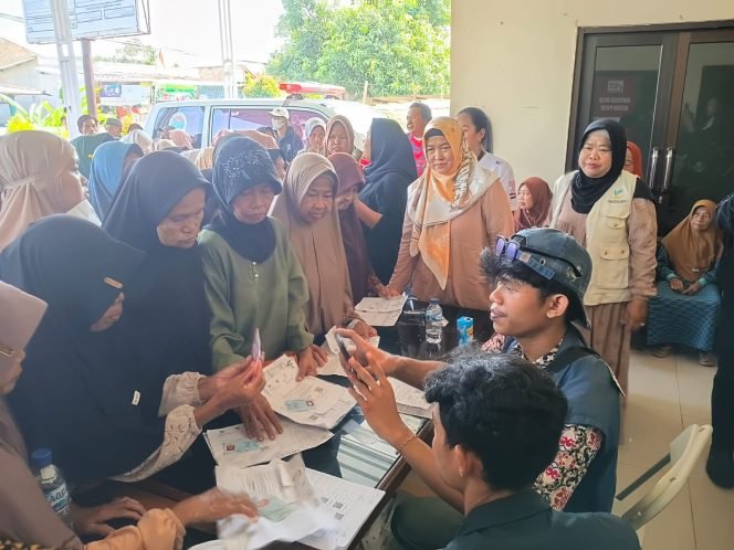 
					Pastikan Bantuan Tepat Sasaran, Kasi PM Kemang Cek Lokasi Penyaluran BLTS