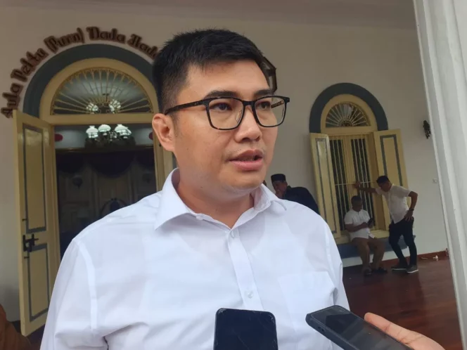 
					Jalan Rusak di Klapanunggal Jadi Sorotan, Ketua DPRD Sastra Winara Siap Turun Tangan