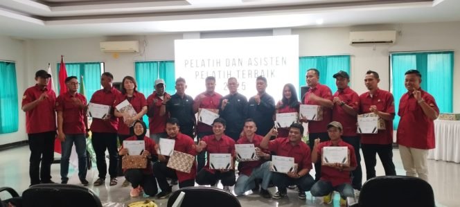 
					PPOPM Kabupaten Bogor Berikan Penghargaan Perdana untuk 14 Pelatih dan Asisten Pelatih