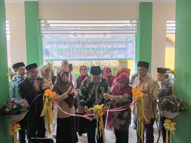 
					Ruang Kelas Baru MTsN 01 Bogor di Parung Diresmikan, Pendidikan Anak Makin Optimal