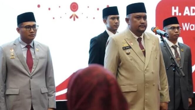 
					Ketua DPRD Kabupaten Bogor Dorong Pejabat Baru Hadirkan Inovasi dalam Pelayanan