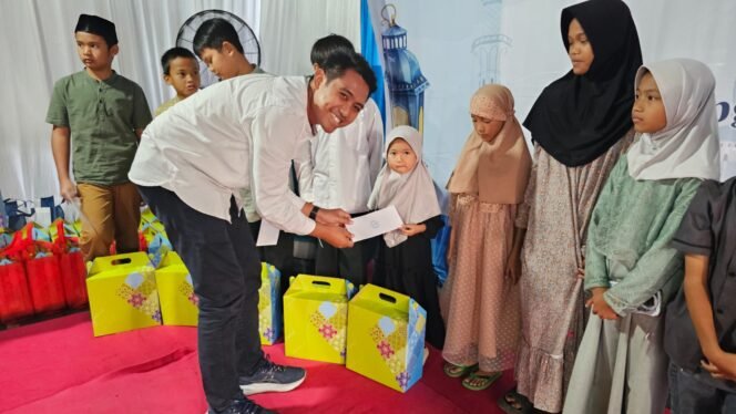 
					Tebar Kebaikan di Bulan Suci, PLN UP3 Gunung Putri Santuni 41 Warga