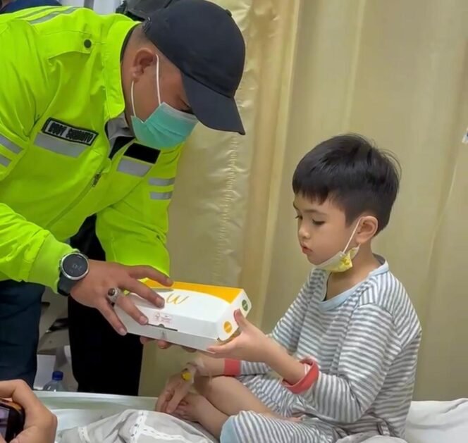 
					Bupati Rudy Susmanto Tinjau RSUD Bakti Pajajaran, Pastikan Kesiapan Rumah Sakit Rujukan Jelang Arus Mudik