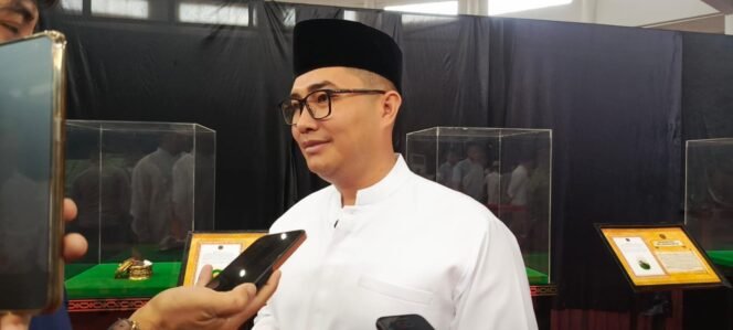 
					Pameran Artefak Nabi Muhammad Digelar di Pakansari, Ketua DPRD Sastra Winara Ajak Warga Berkunjung